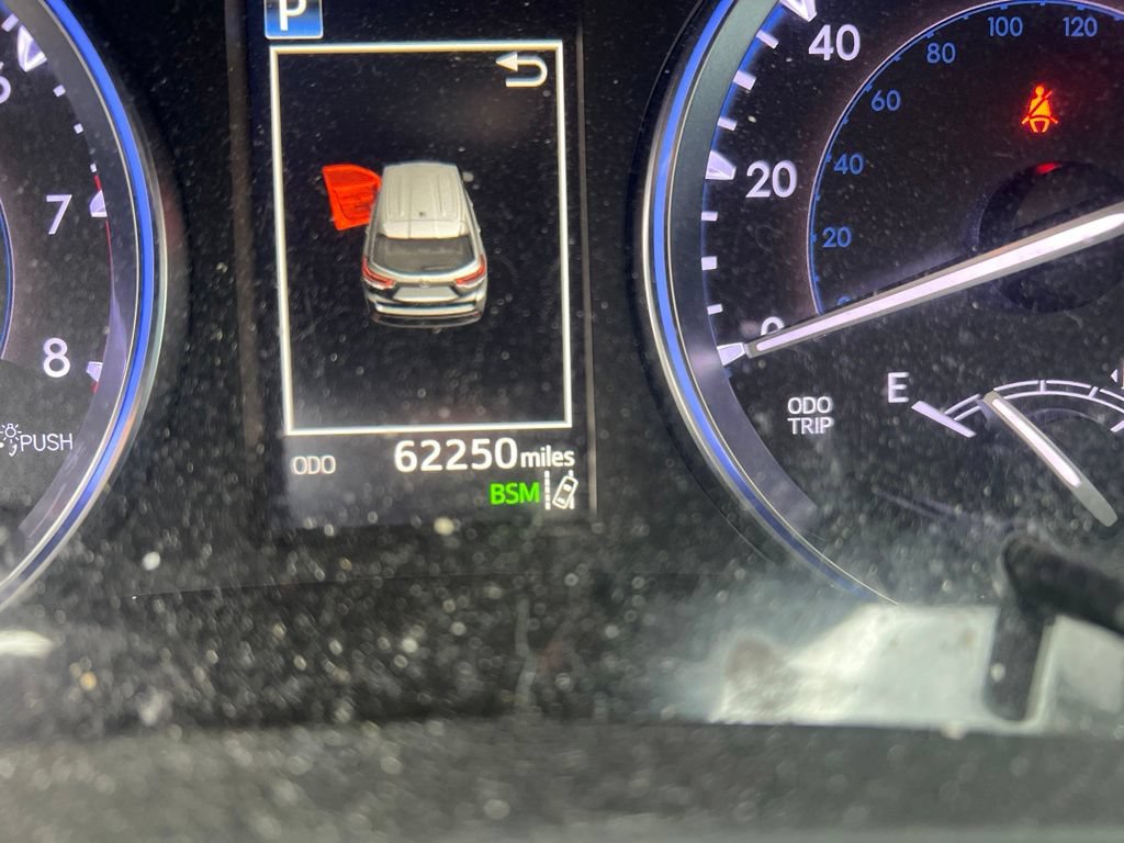 Used 2018 Toyota Highlander XLE AWD/4WD image 8