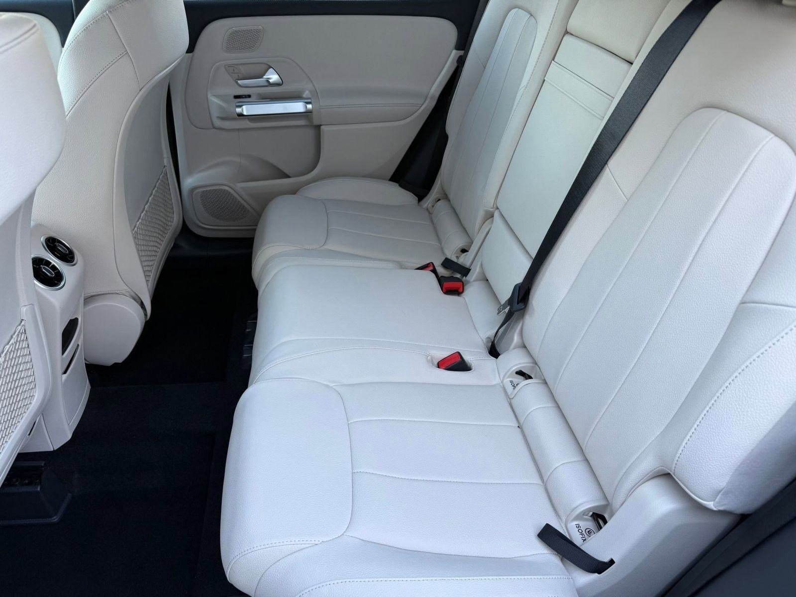 New 2026 Mercedes-Benz GLB 250 4MATIC image 25