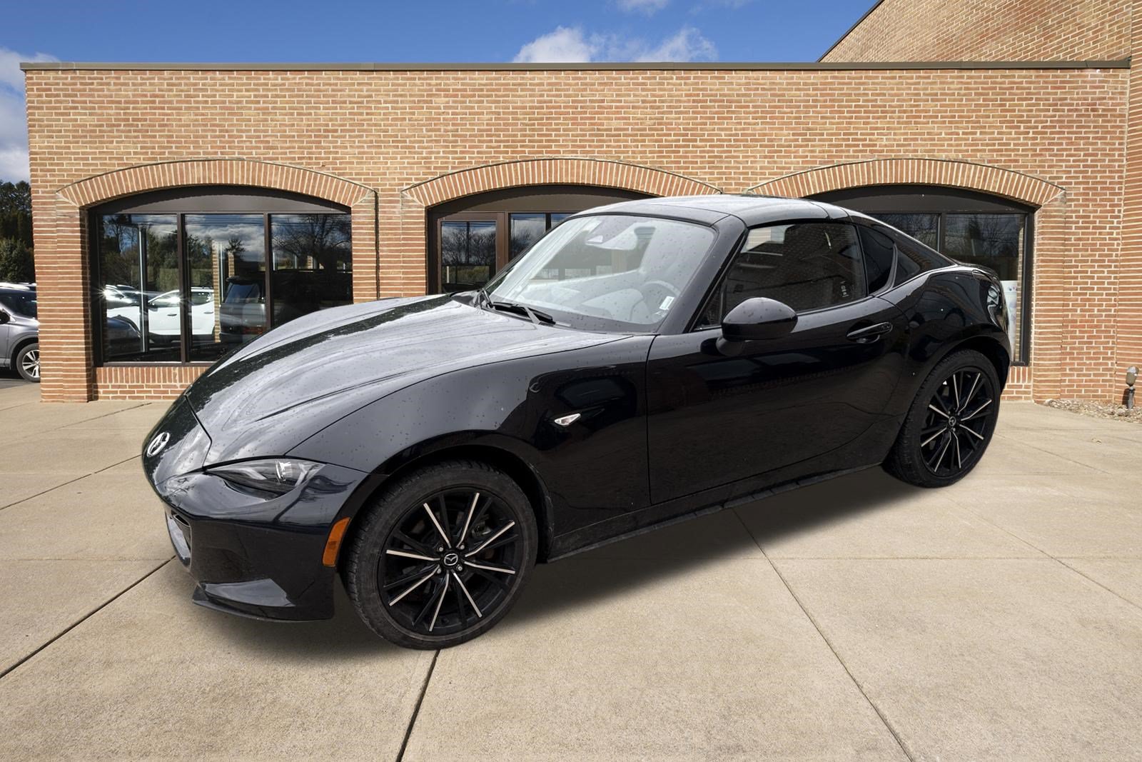 Used 2025 MAZDA MX-5 Miata RF Grand Touring RWD image 8