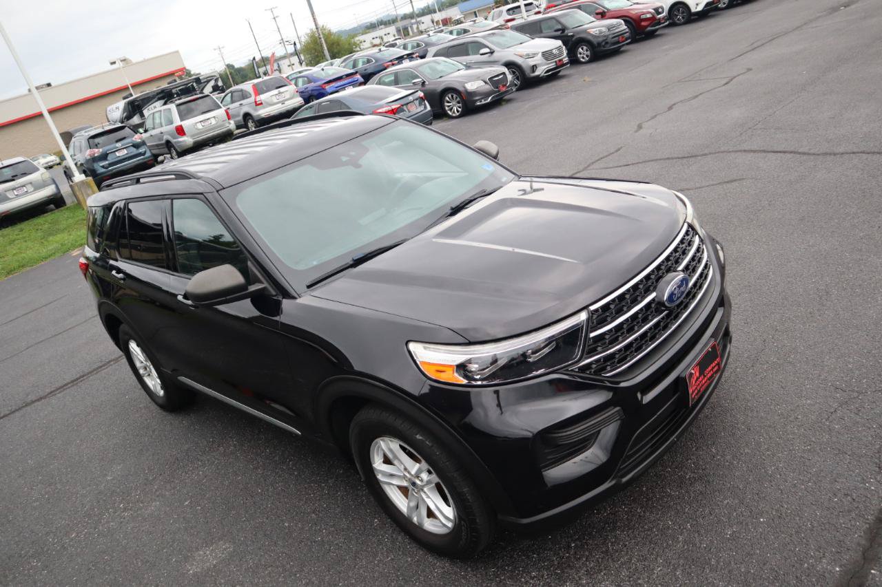 Used 2020 Ford Explorer XLT AWD/4WD image 22