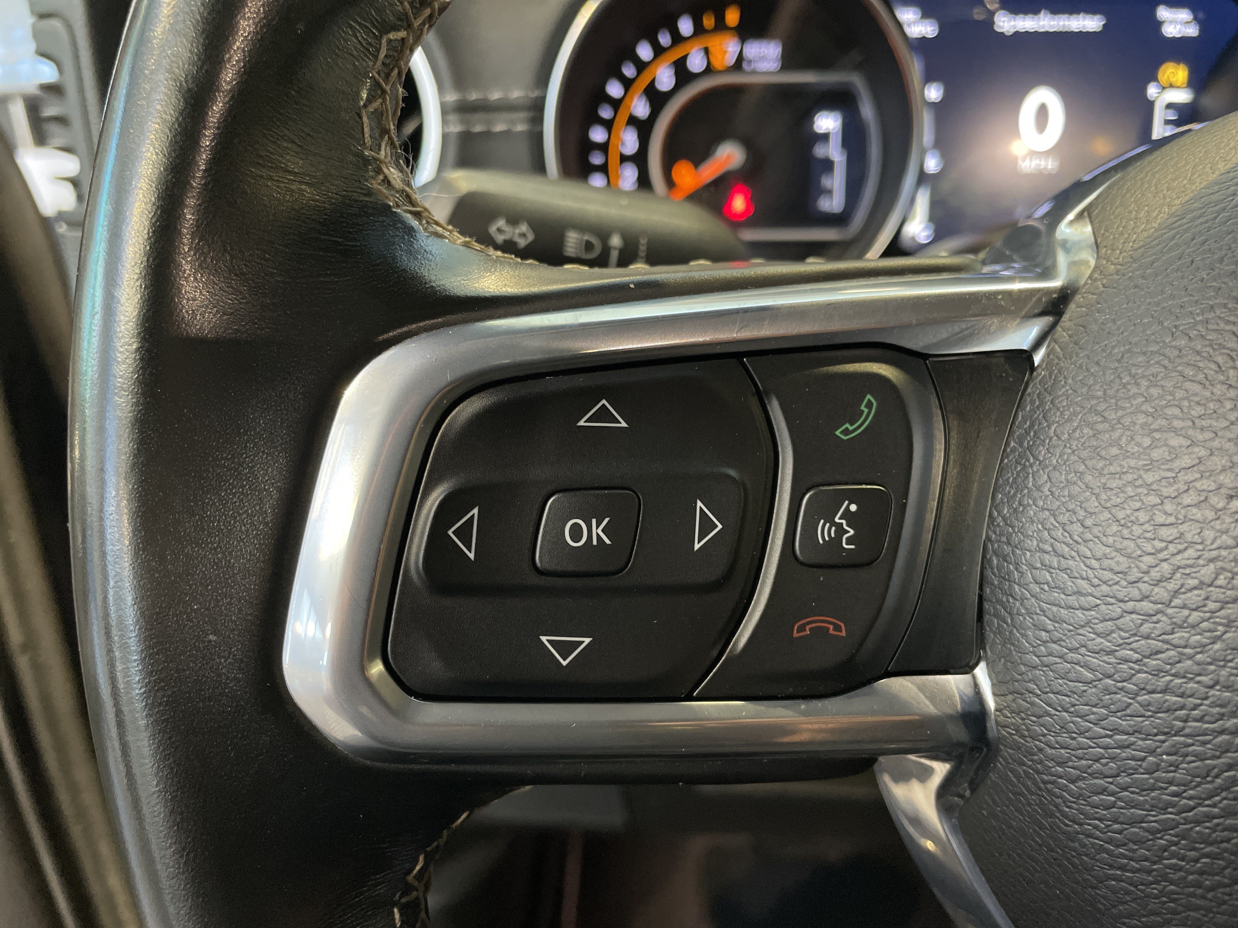 Used 2021 Jeep Gladiator Overland w/ Popular Equipment Package AWD/4WD image 19