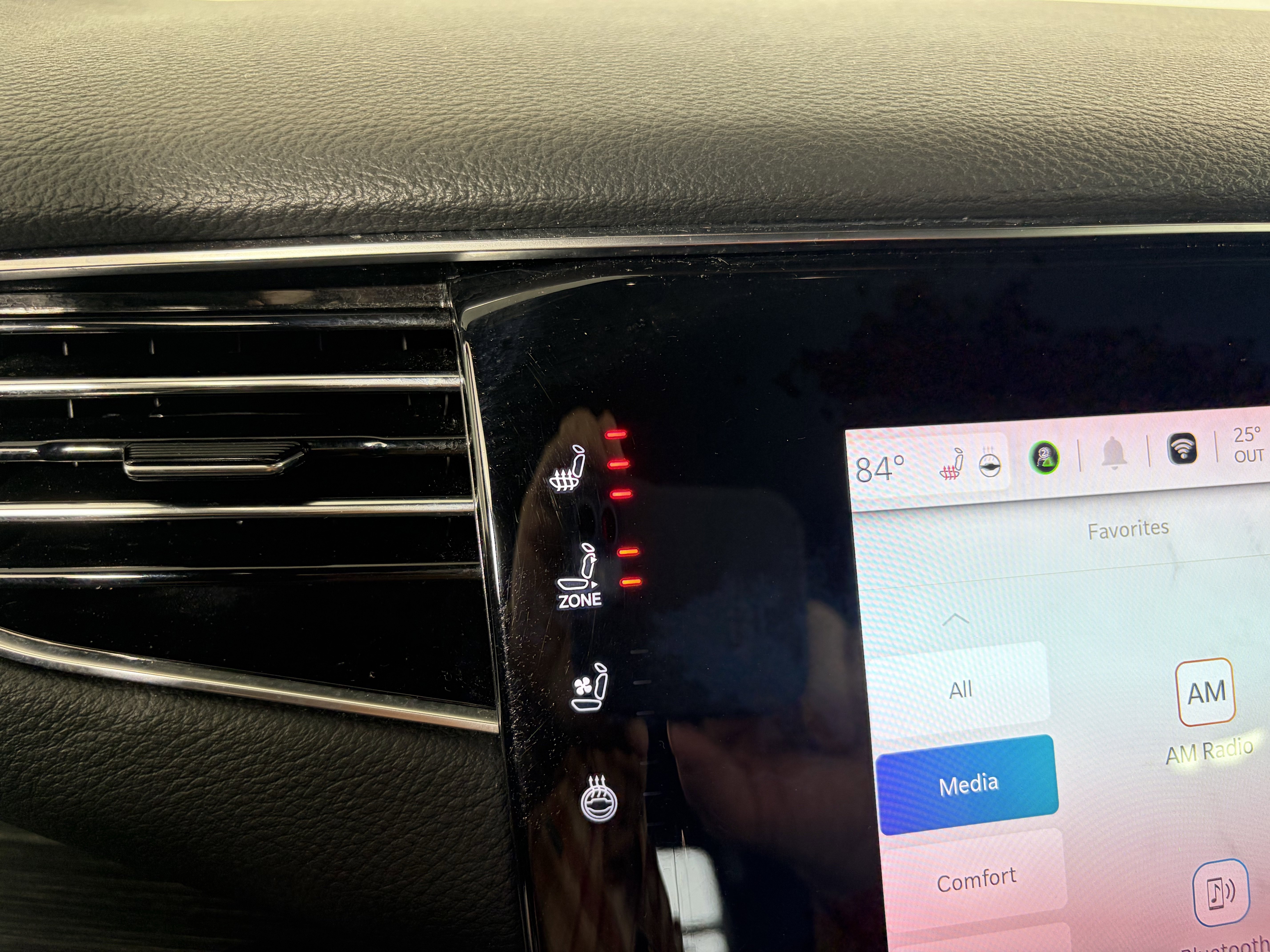 Used 2024 Jeep Wagoneer Series II image 26