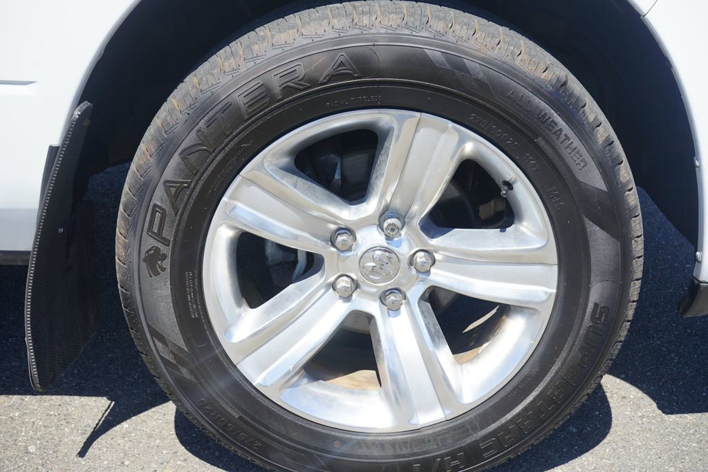 Used 2015 RAM 1500 Sport w/ Remote Start & Security Group image 10