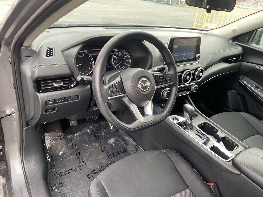 Used 2024 Nissan Sentra SV image 13