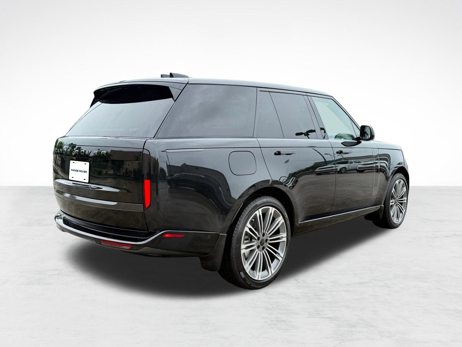 New 2026 Land Rover Range Rover SE AWD/4WD image 8