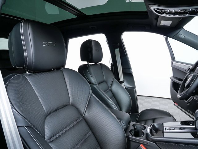 New 2026 Porsche Macan GTS image 23