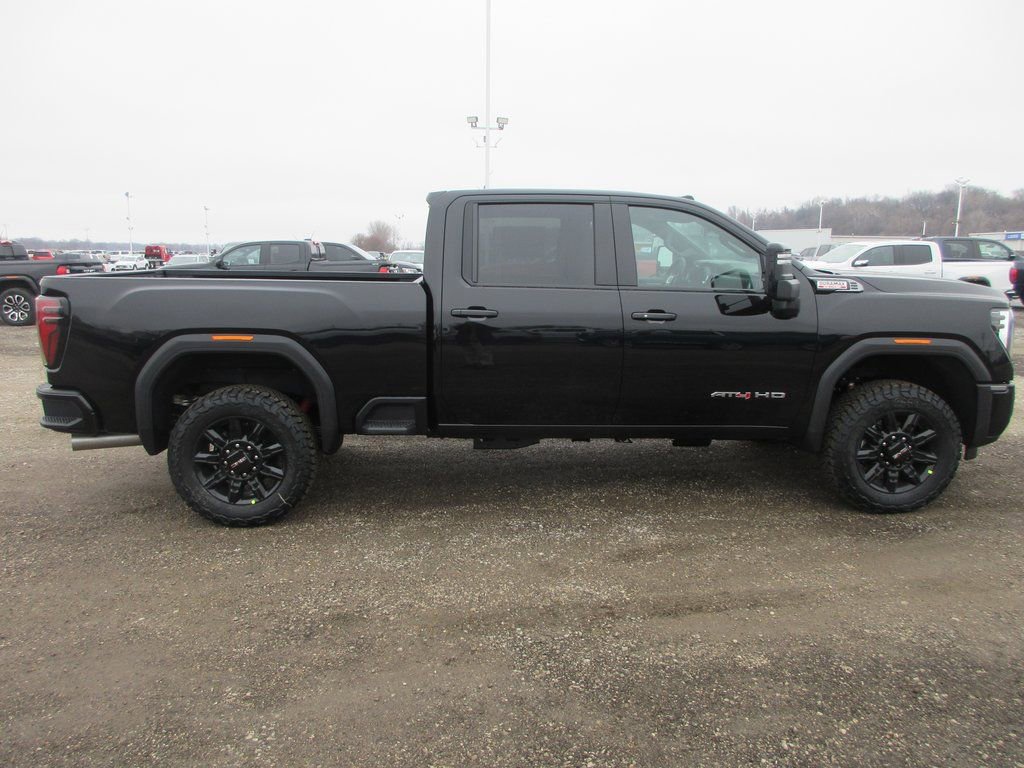 New 2026 GMC Sierra 2500 AT4 AWD/4WD image 3