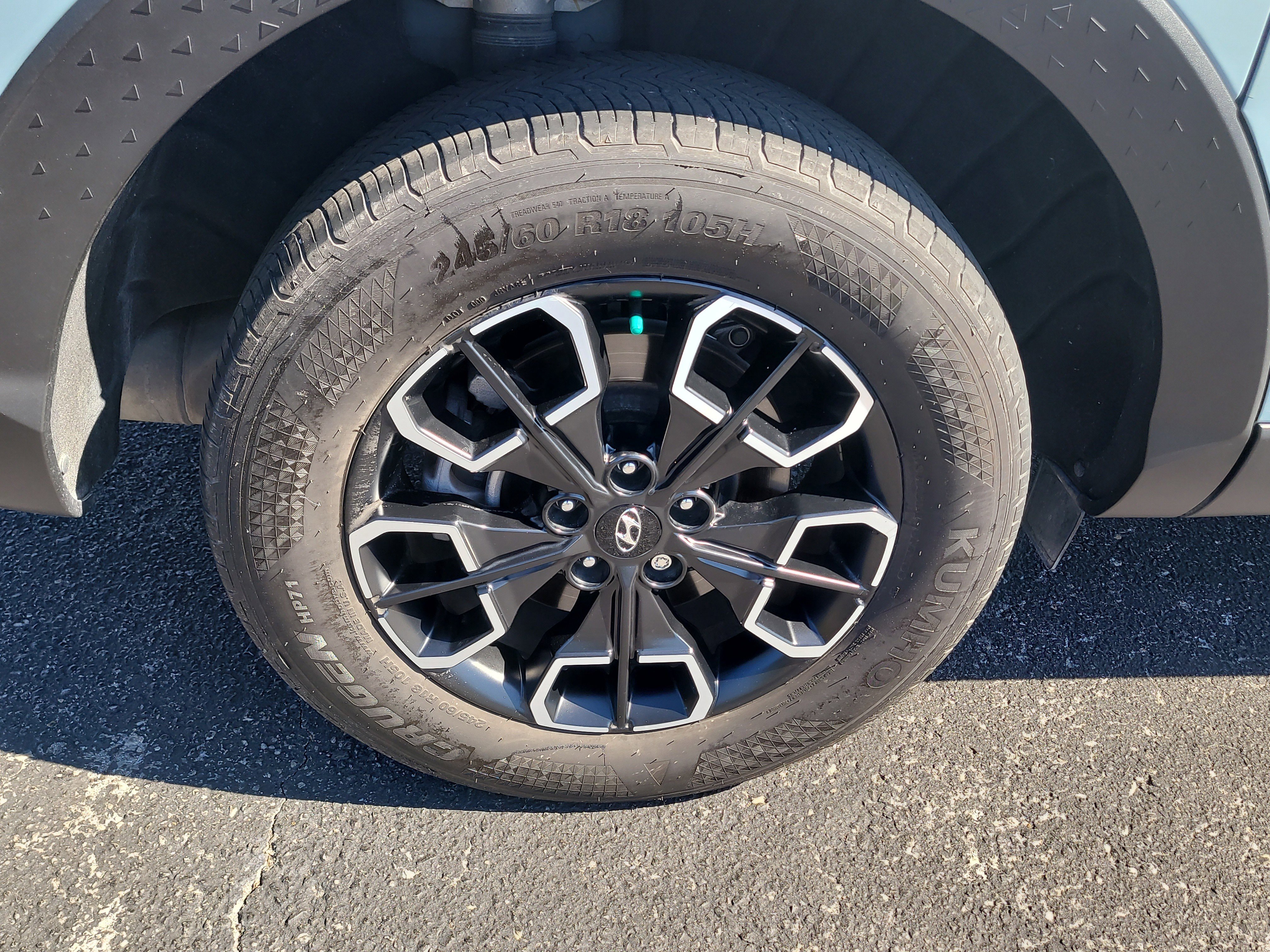 Used 2024 Hyundai Santa Cruz SEL image 9