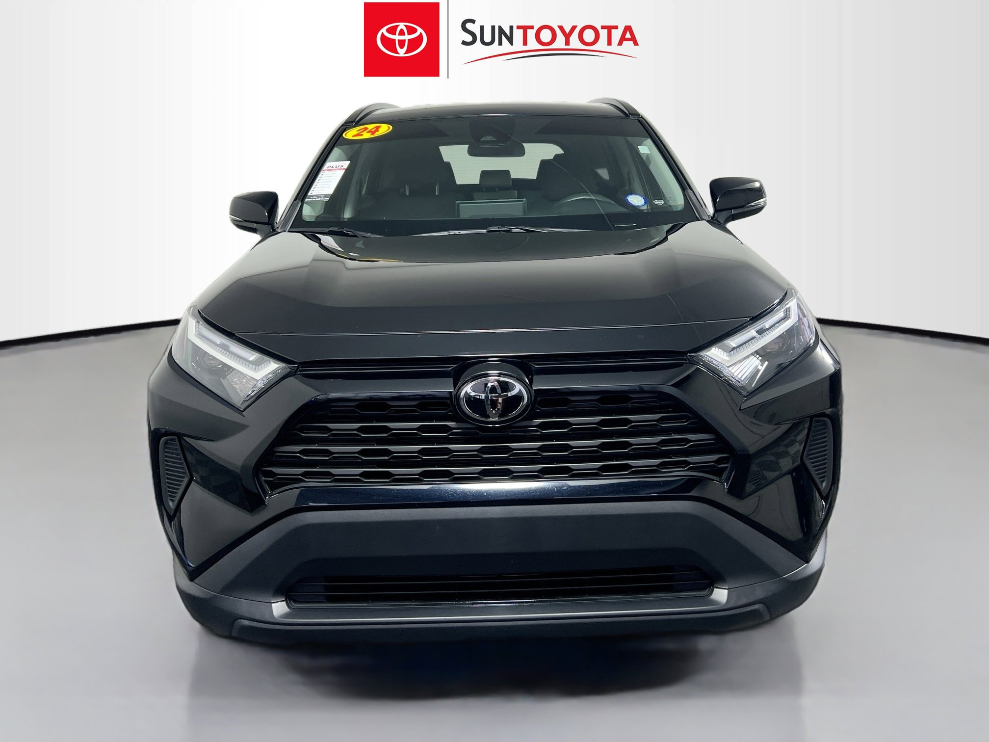 Used 2024 Toyota RAV4 XLE image 10