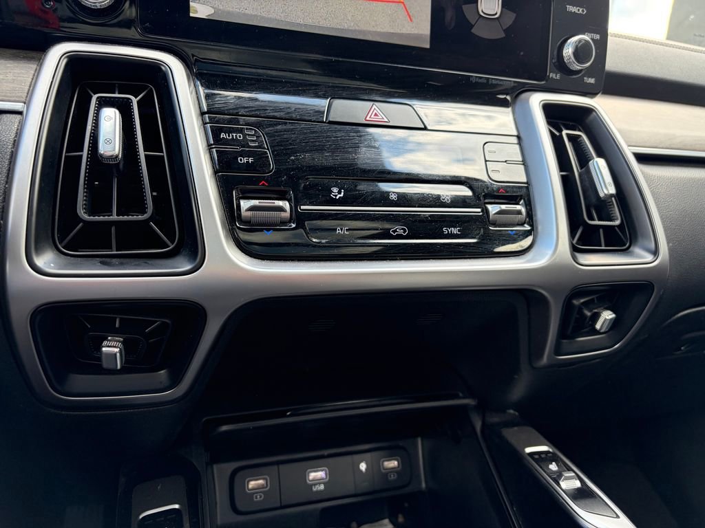 Used 2023 Kia Sorento S w/ Panoramic Sunroof Package image 22