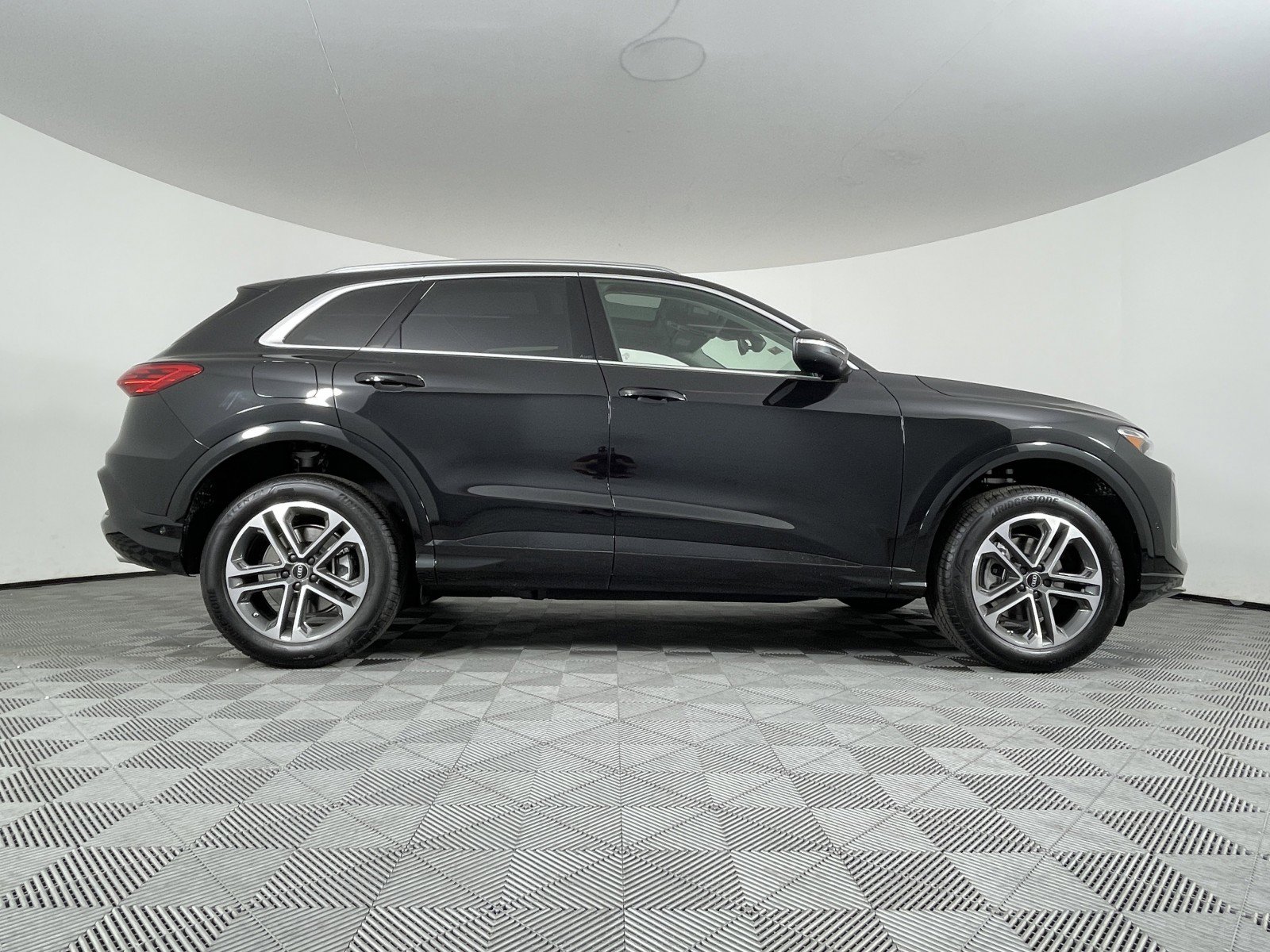 New 2025 Audi Q5 Premium image 19