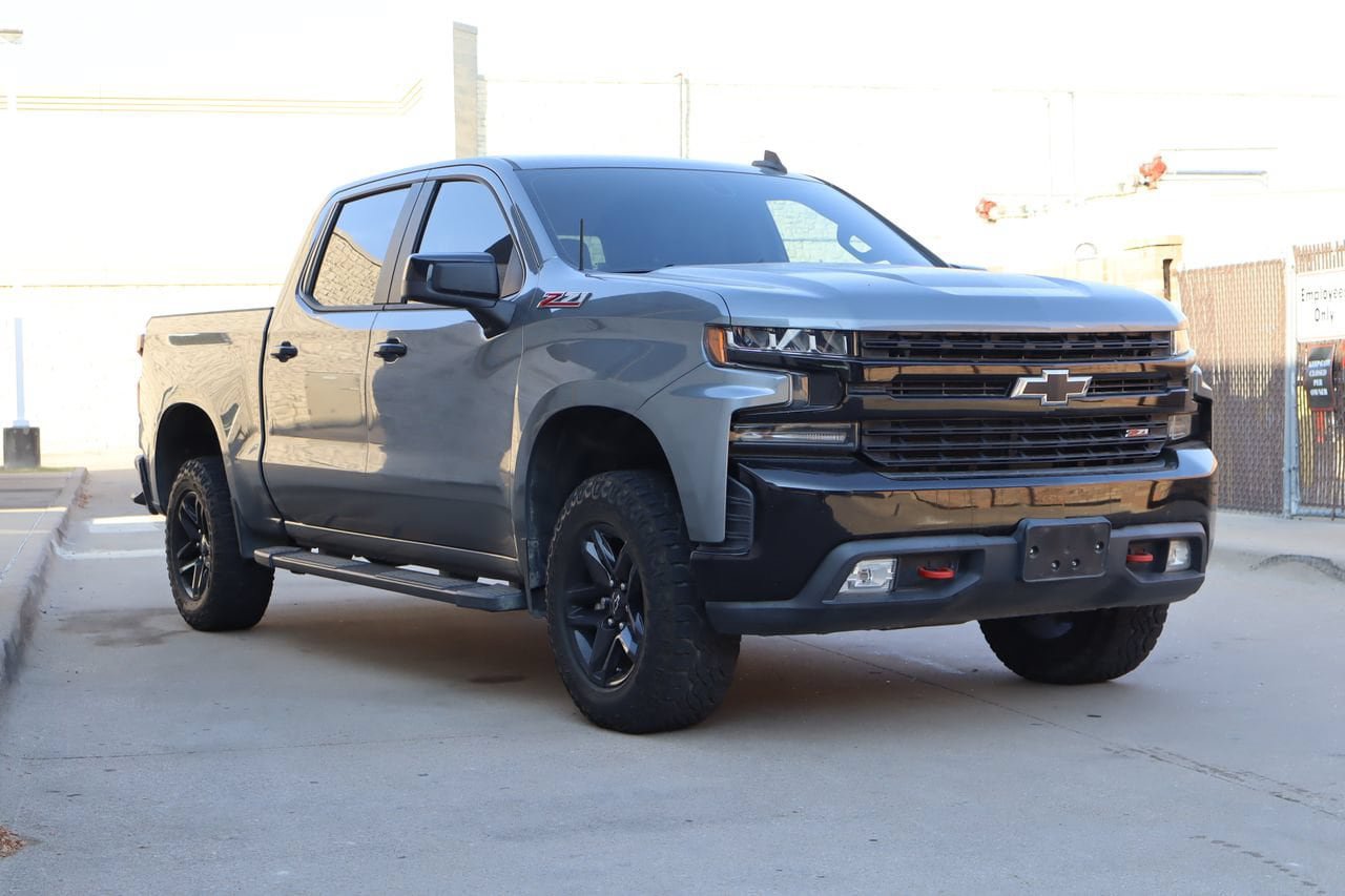 Used 2020 Chevrolet Silverado 1500 LT Trail Boss AWD/4WD image 2
