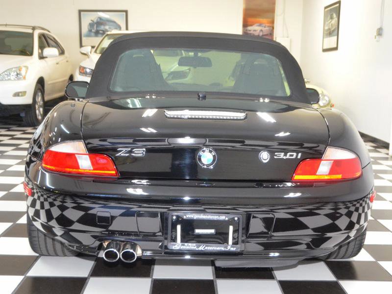 Used 2001 BMW Z3 3.0i image 9