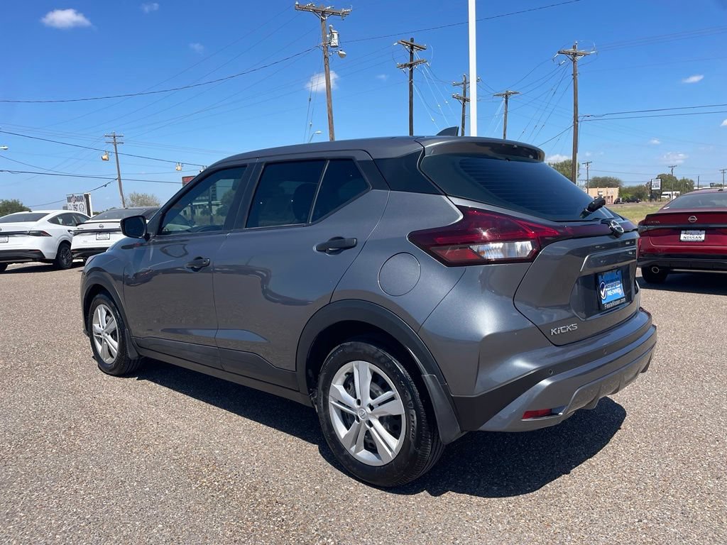 Used 2025 Nissan Kicks Play S FWD image 5
