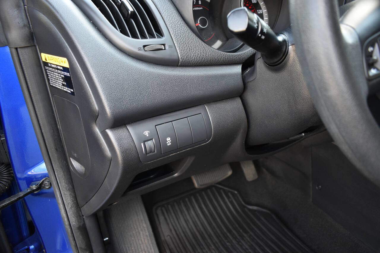 Used 2013 Kia Forte Koup EX FWD image 16
