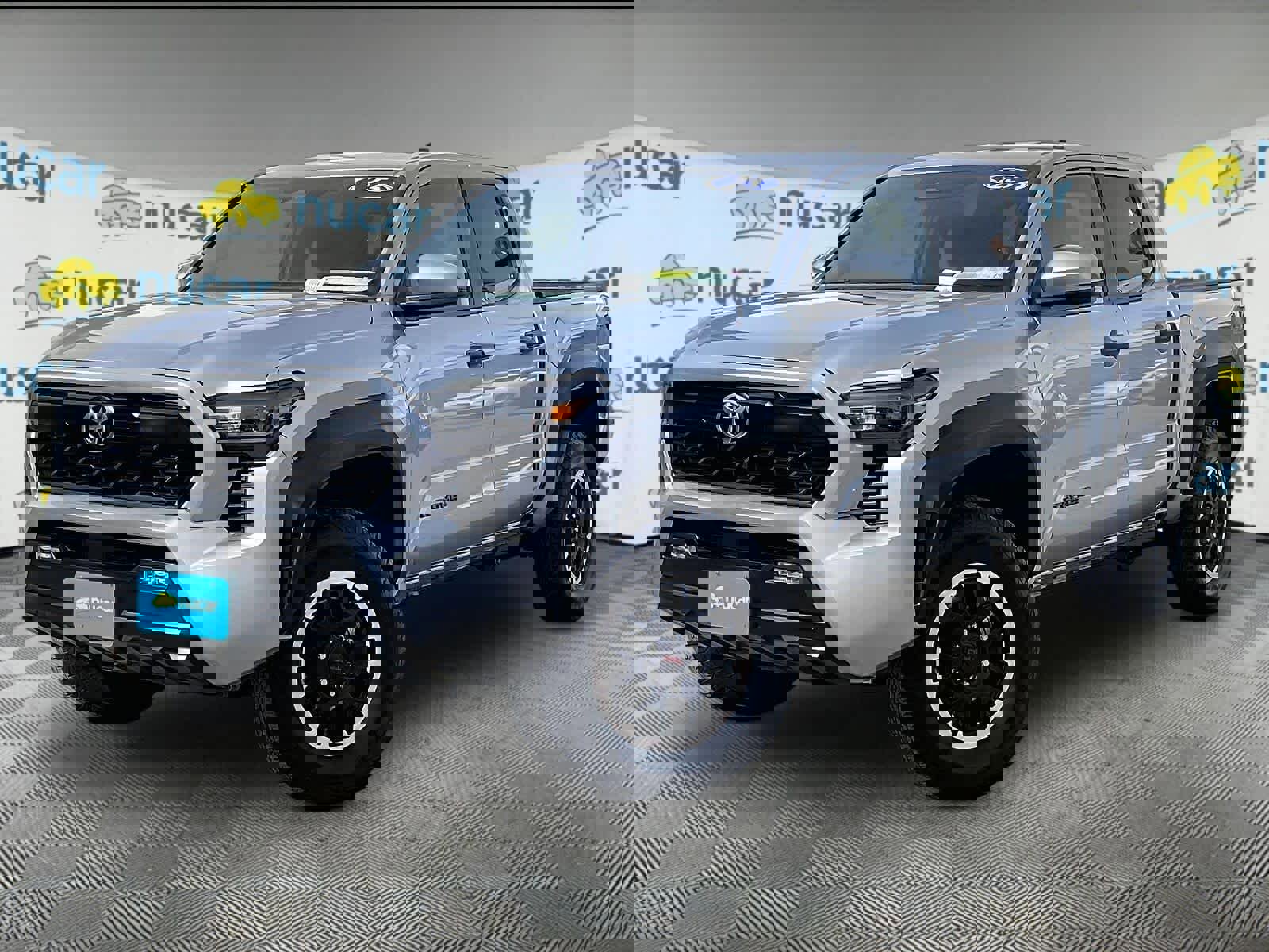 Certified 2025 Toyota Tacoma TRD Off-Road AWD/4WD image 3