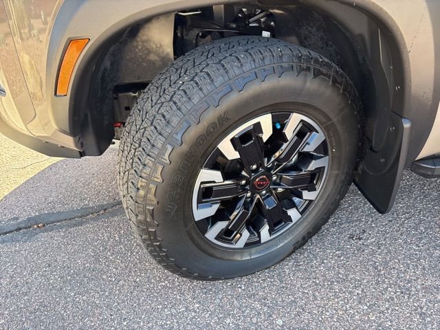Used 2024 Nissan Frontier PRO-4X w/ Off-Road Protection Package AWD/4WD image 15