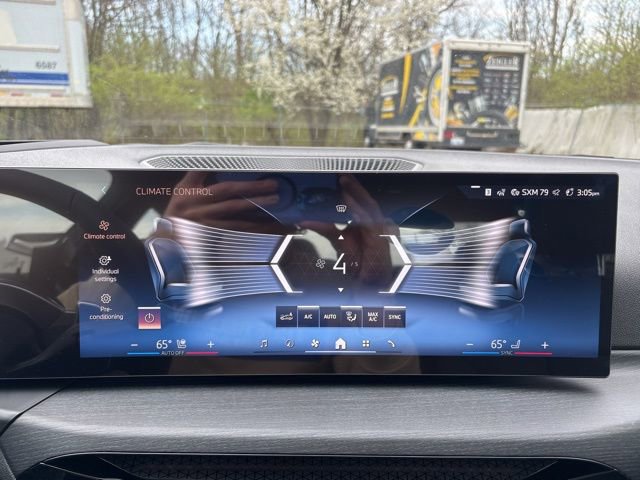 Used 2025 BMW 430i xDrive Coupe w/ M Sport Package image 27