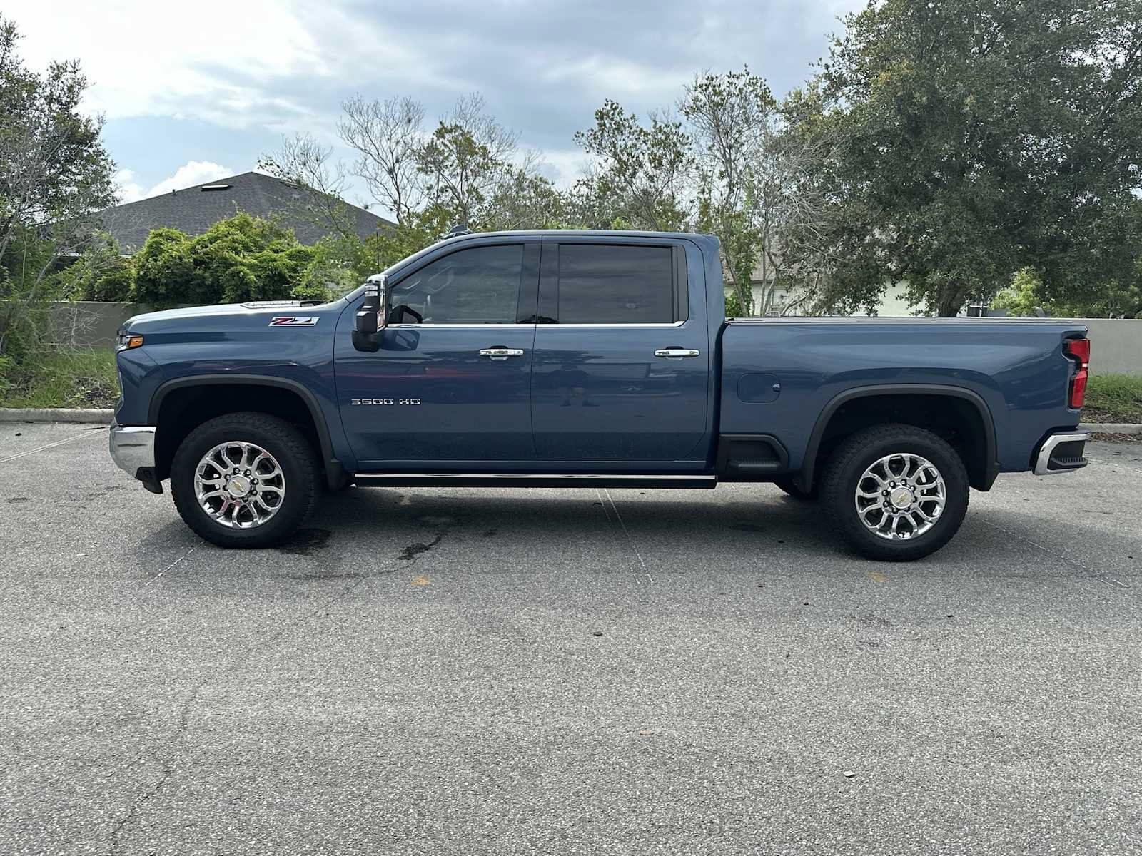 Certified 2025 Chevrolet Silverado 3500 LTZ w/ LTZ Premium Package AWD/4WD image 3