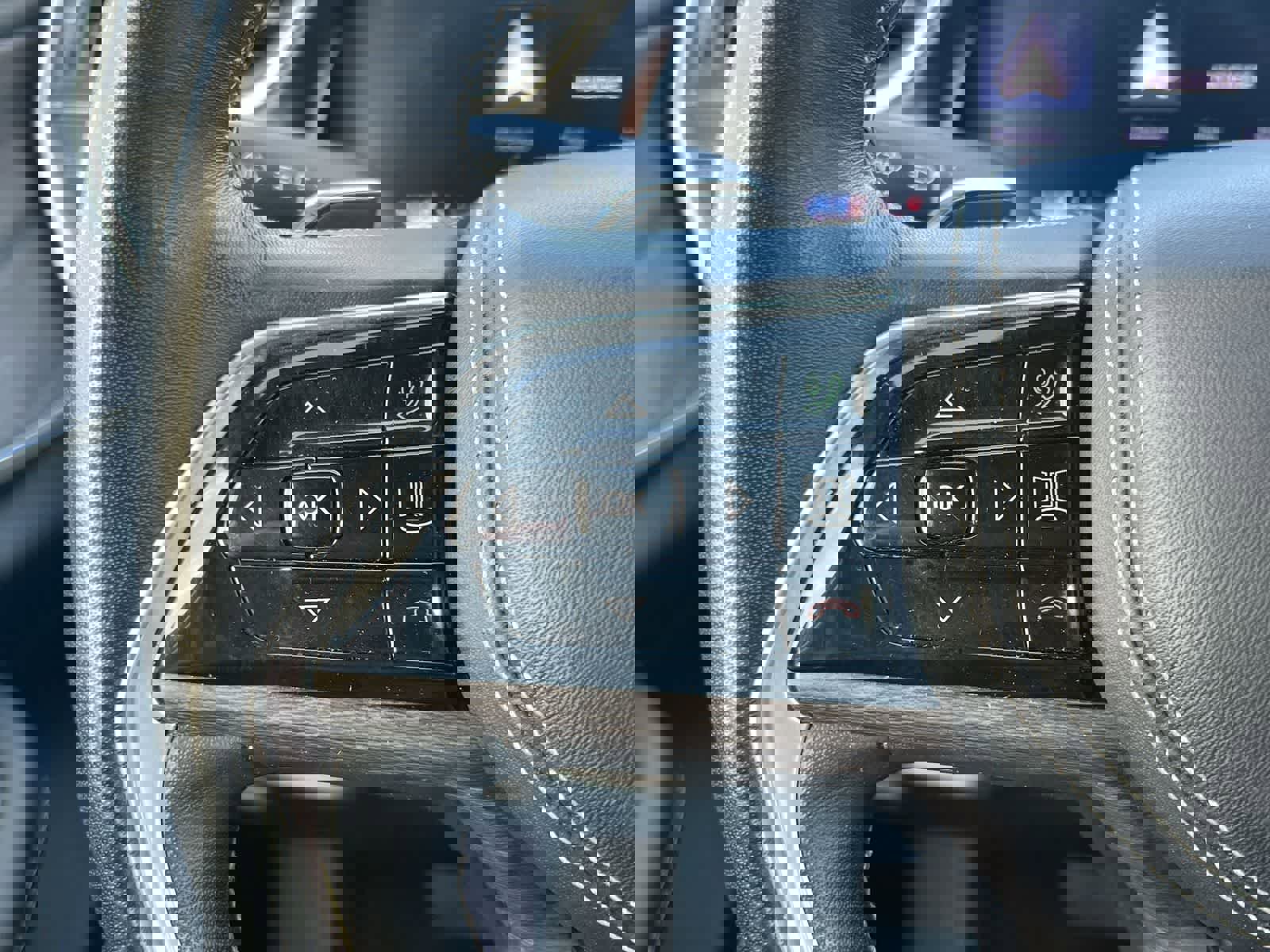 Used 2022 Jeep Grand Cherokee Overland image 23