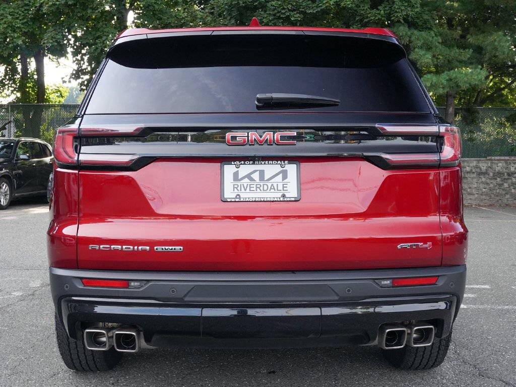 Used 2025 GMC Acadia AT4 w/ Luxury Package AWD/4WD image 18