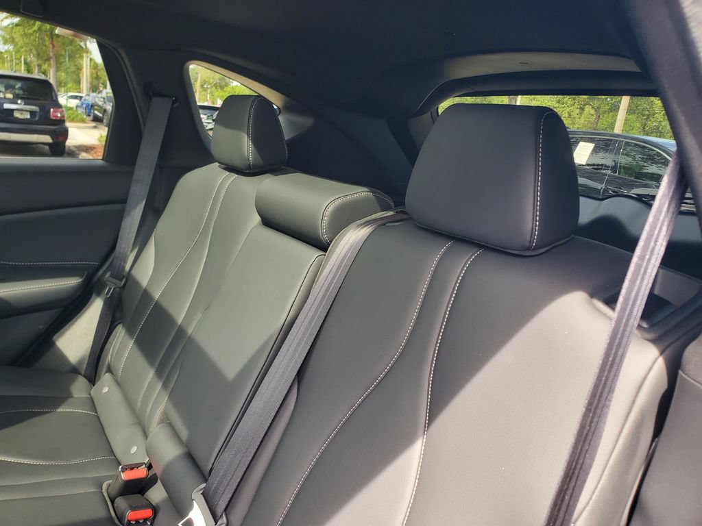 Used 2025 Acura RDX SH-AWD image 13