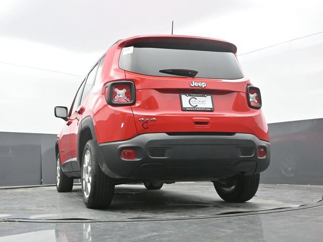 Used 2023 Jeep Renegade Latitude w/ Premium Group AWD/4WD image 57