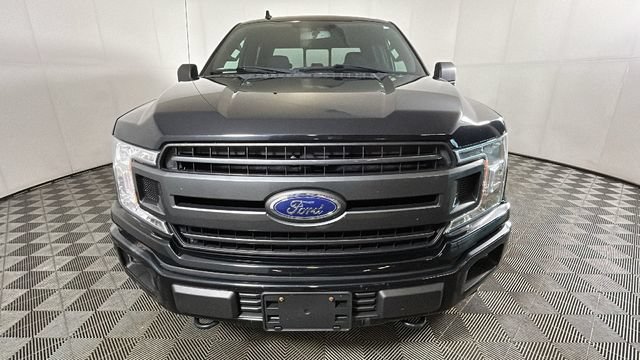 Used 2018 Ford F150 XLT w/ Equipment Group 302A Luxury AWD/4WD image 7