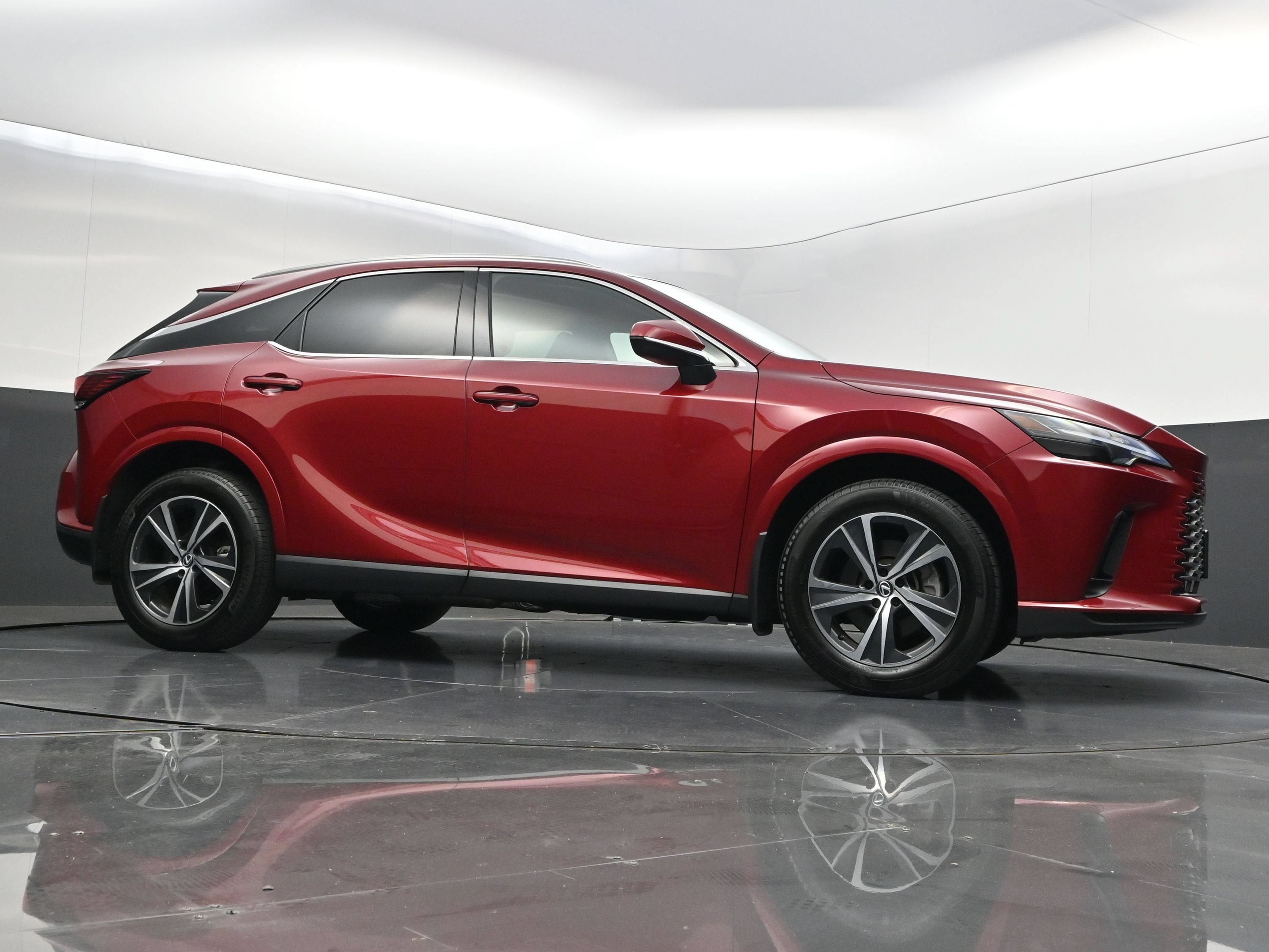 Used 2023 Lexus RX 350h w/ Accessory Package (2T) AWD/4WD image 48