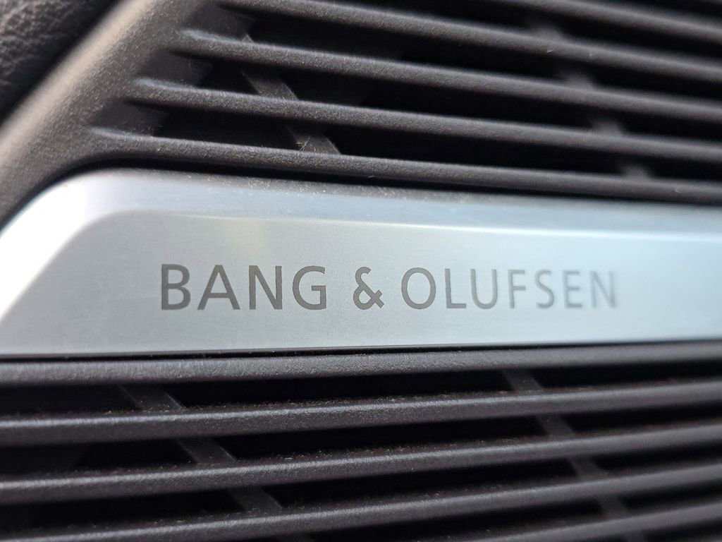 Used 2020 Audi Q8 Premium Plus w/ Premium Plus Package image 12