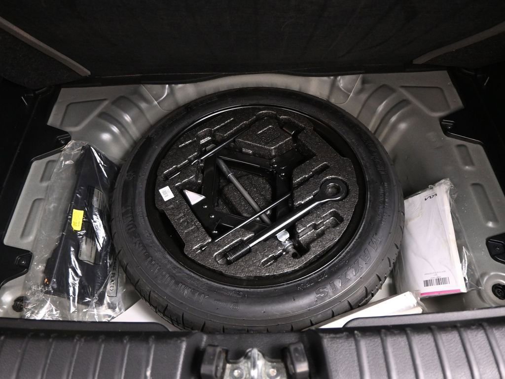 Used 2023 Kia Soul LX w/ LX Technology Package image 15