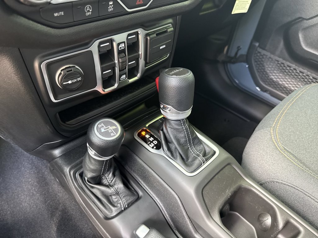New 2026 Jeep Gladiator Sport AWD/4WD image 26