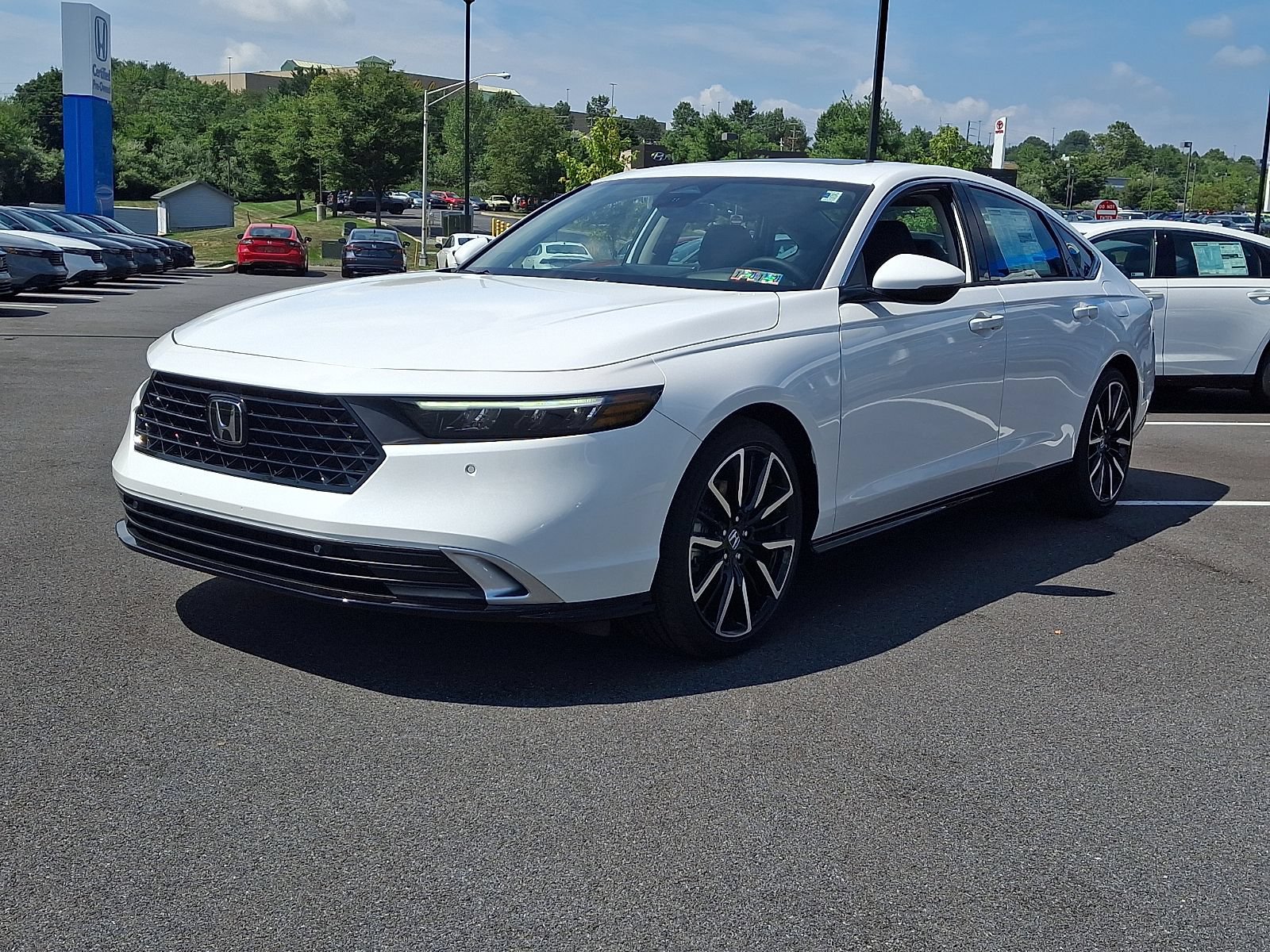 New 2026 Honda Accord Touring image 2