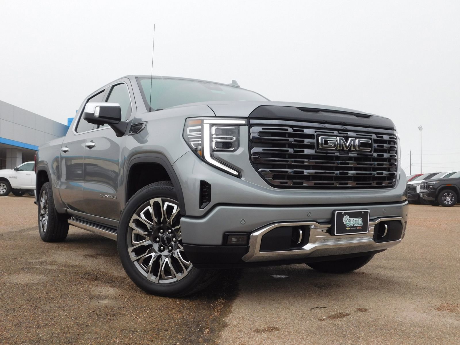 New 2025 GMC Sierra 1500 Denali Ultimate image 1