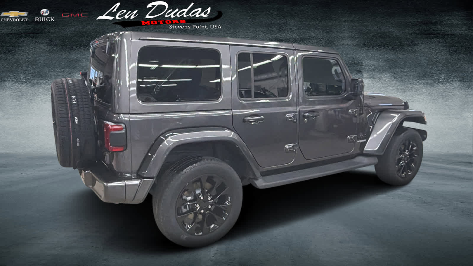 Used 2021 Jeep Wrangler Unlimited Sahara image 4