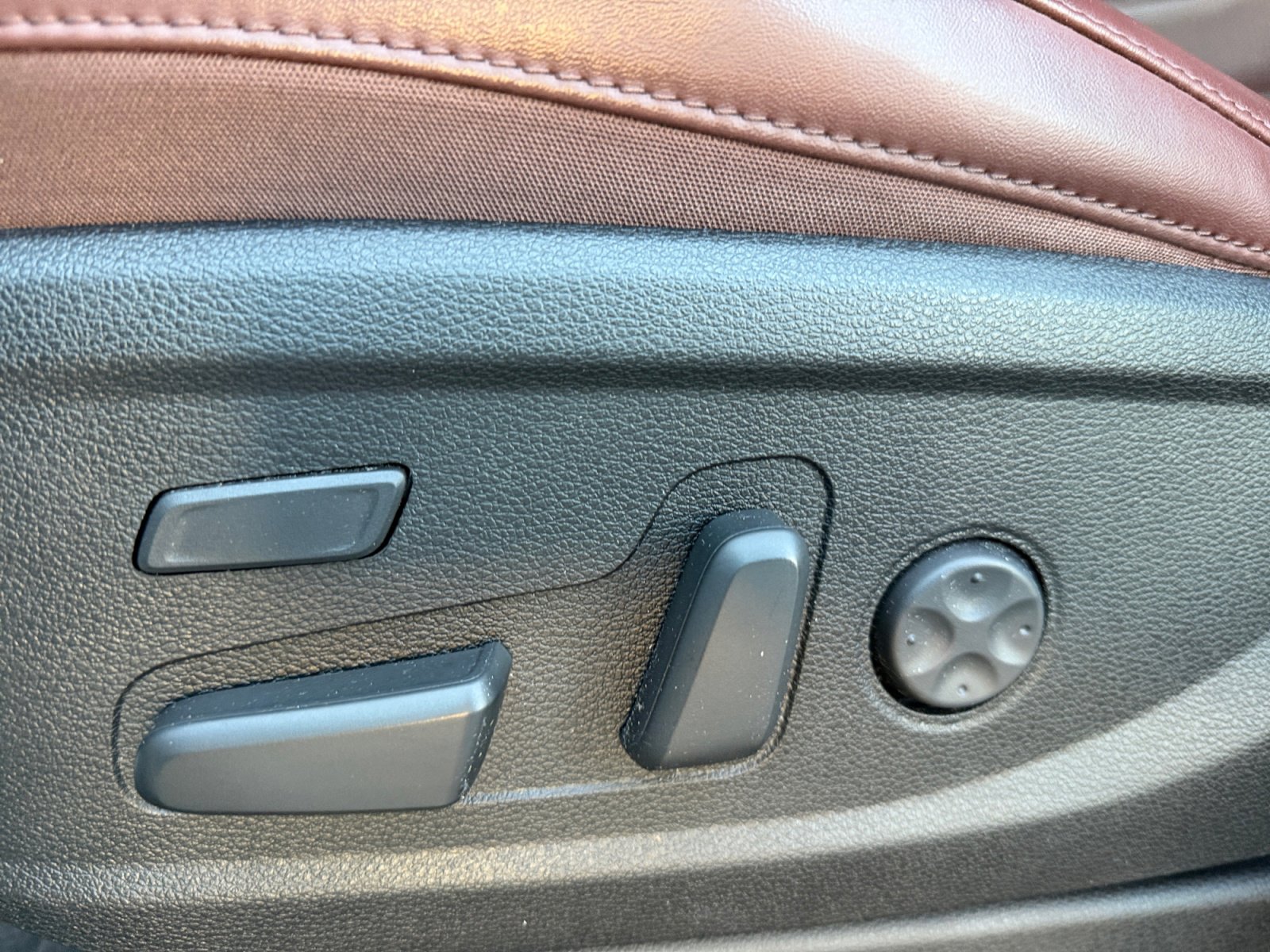 Used 2024 Kia Telluride SX Prestige image 14