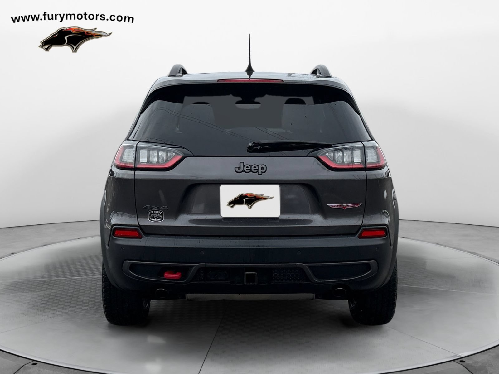 Used 2019 Jeep Cherokee Trailhawk w/ Cold Weather Group AWD/4WD image 4