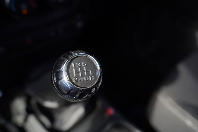 Used 2016 Jeep Wrangler Unlimited Rubicon w/ Connectivity Group image 29