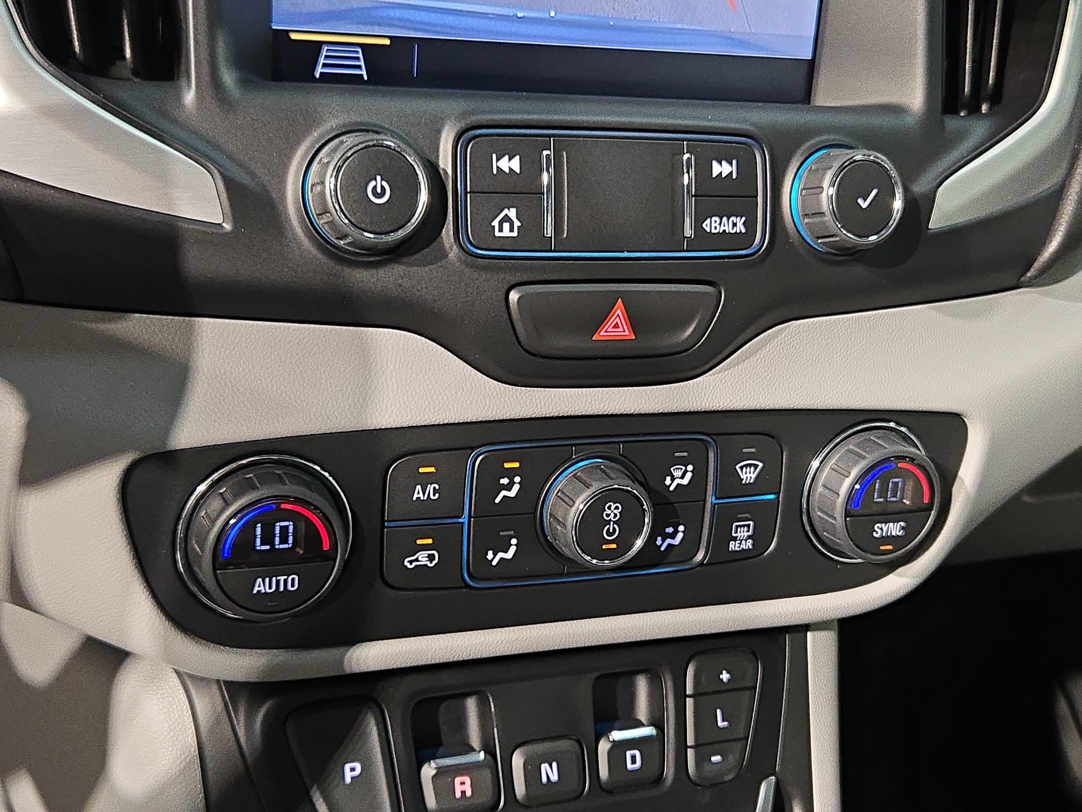 Used 2020 GMC Terrain SLT w/ Preferred Package FWD image 31