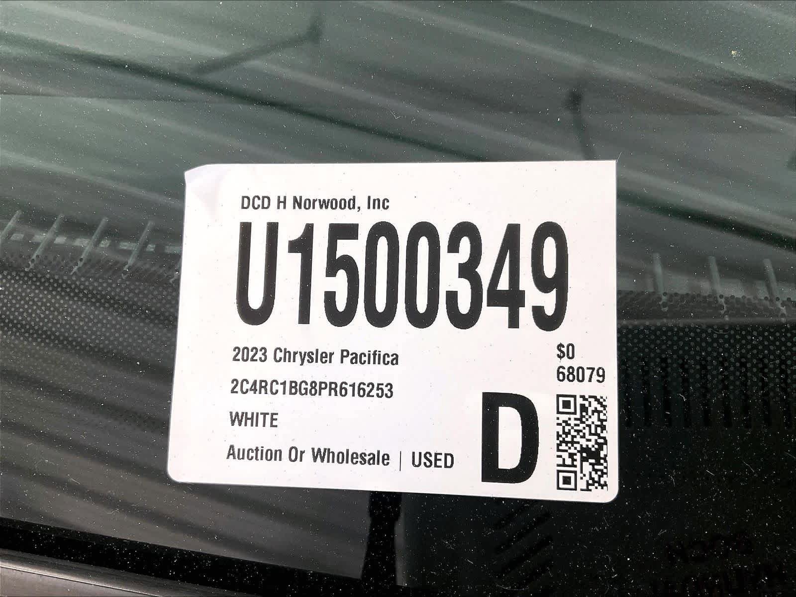 Used 2023 Chrysler Pacifica Touring-L FWD image 36