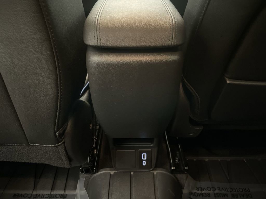 Used 2025 Buick Encore GX Sport Touring w/ Comfort Package image 14