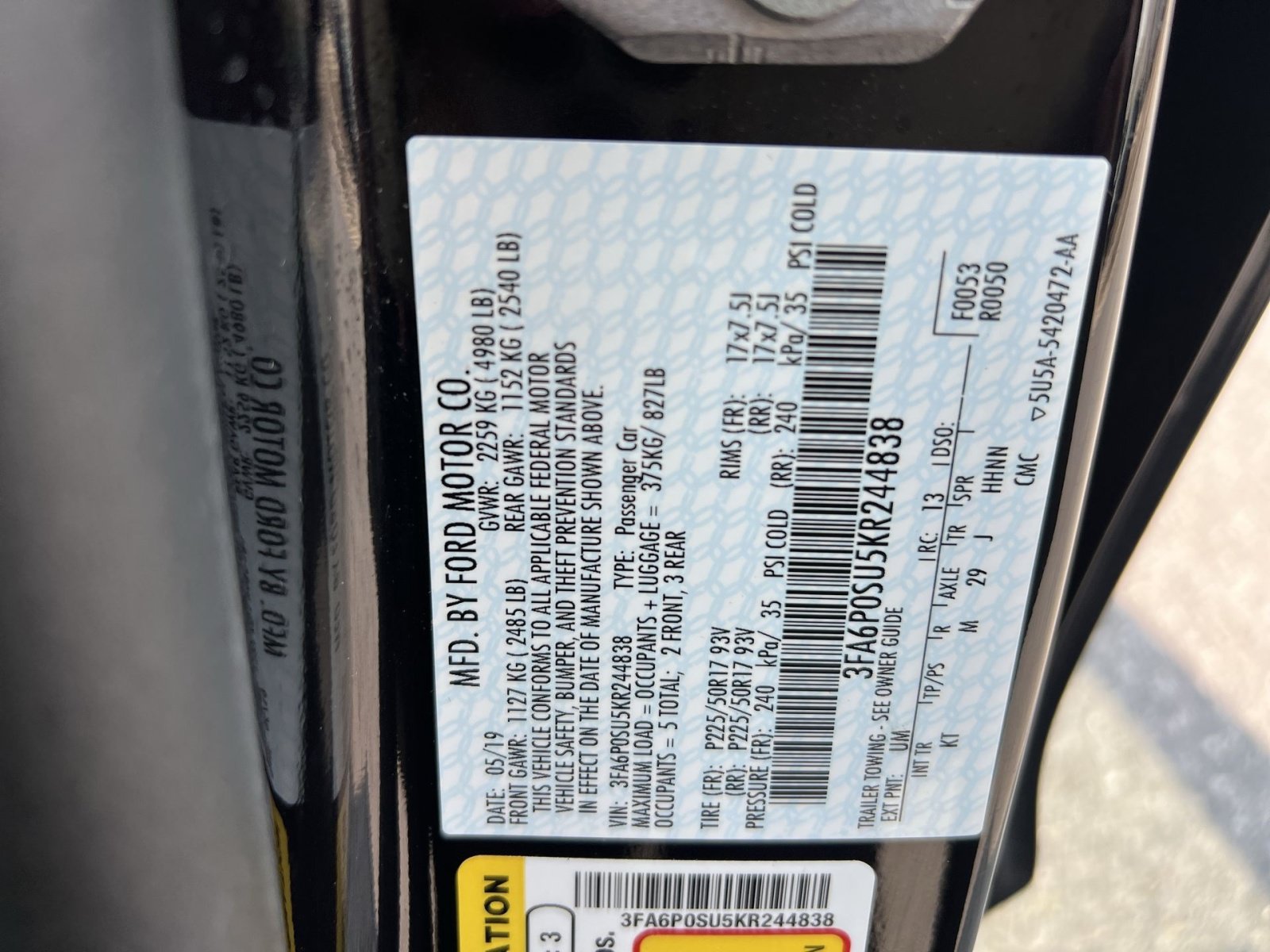 Used 2019 Ford Fusion Energi Titanium FWD image 27