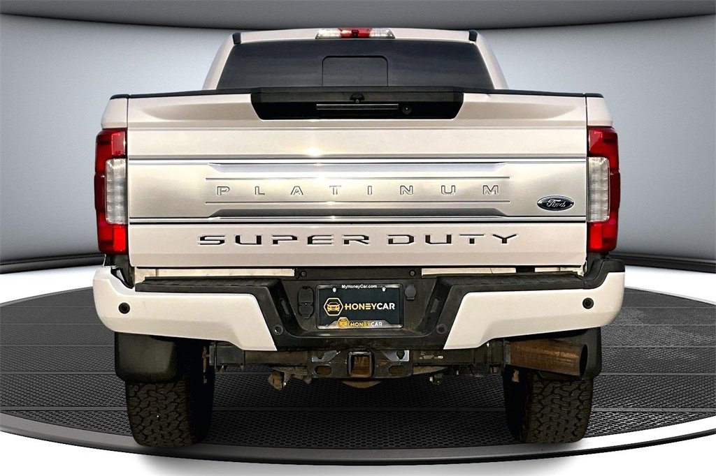 Used 2018 Ford F250 Platinum w/ Platinum Ultimate Package image 5