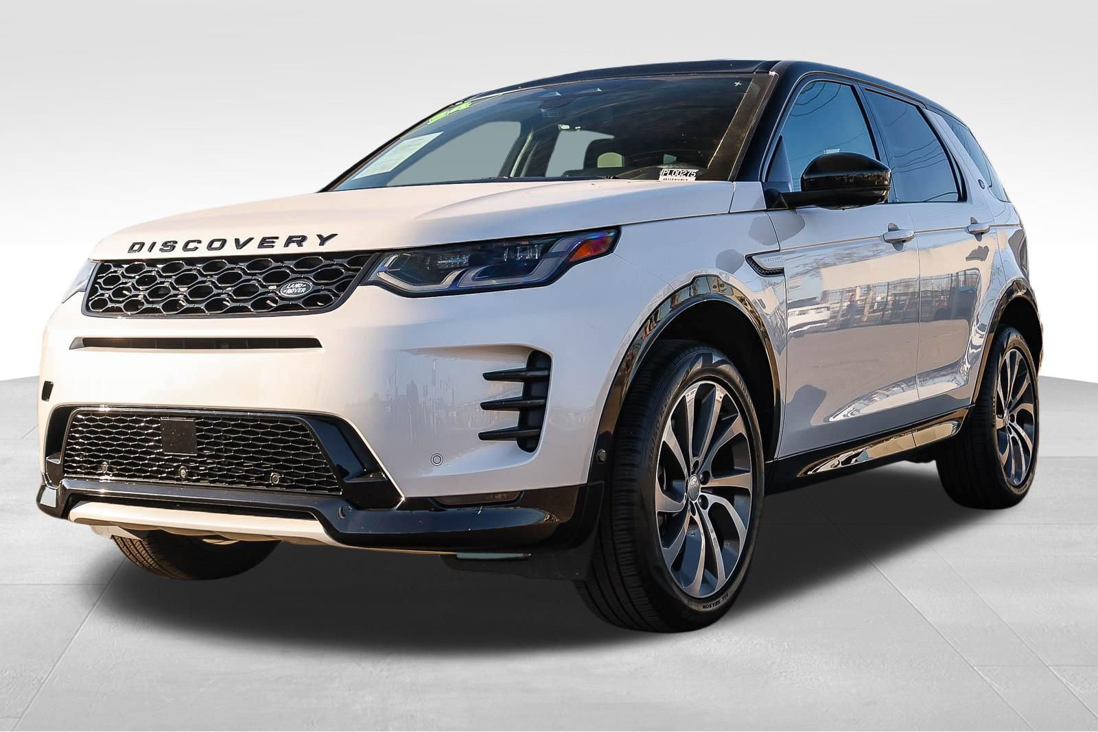 Certified 2024 Land Rover Discovery Sport Dynamic SE AWD/4WD image 3
