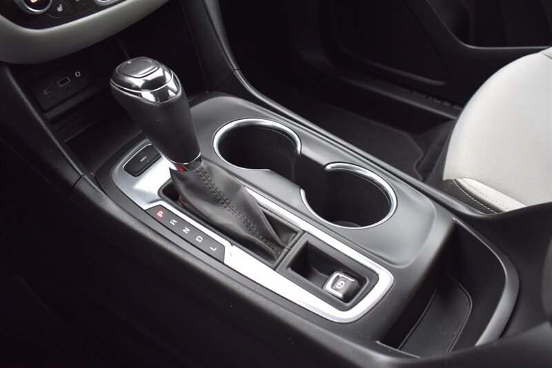 Used 2019 Chevrolet Equinox LT AWD/4WD image 23