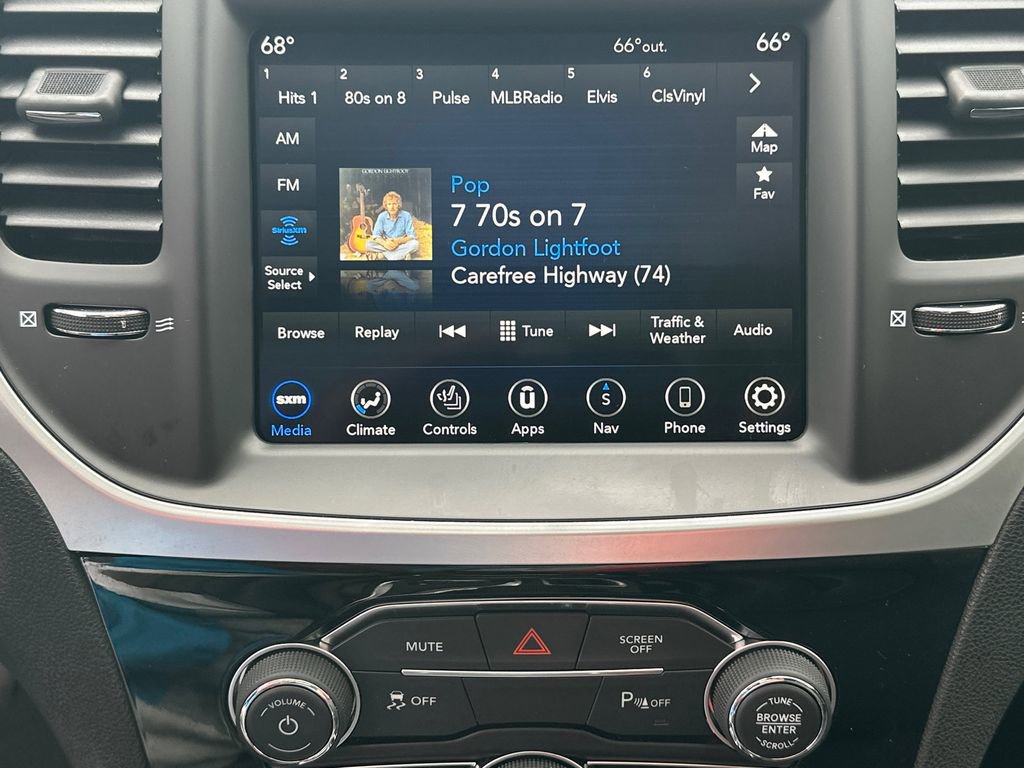 Used 2023 Chrysler 300 Touring L w/ Popular Equipment Group image 29