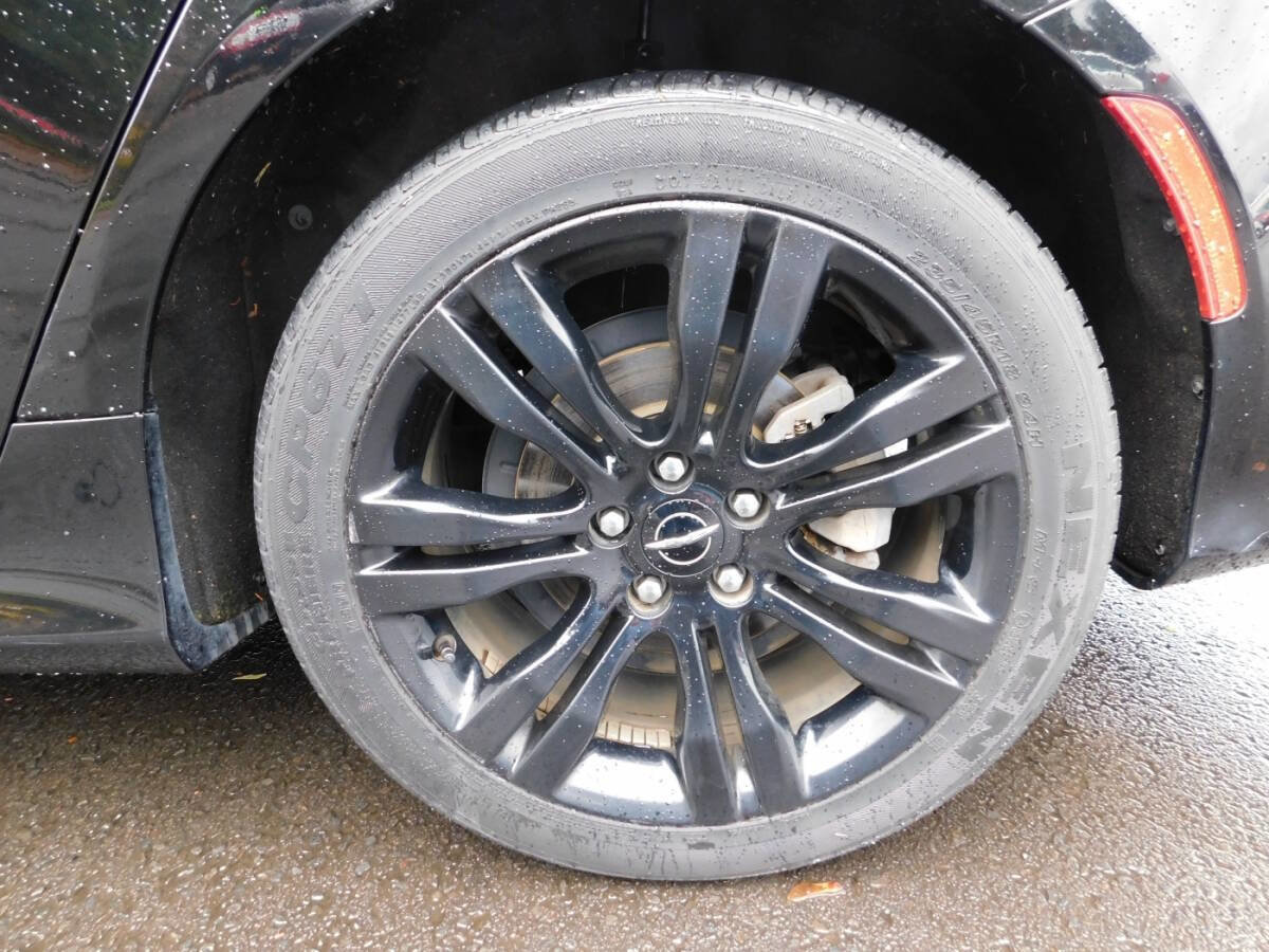 Used 2017 Chrysler 200 LX image 20