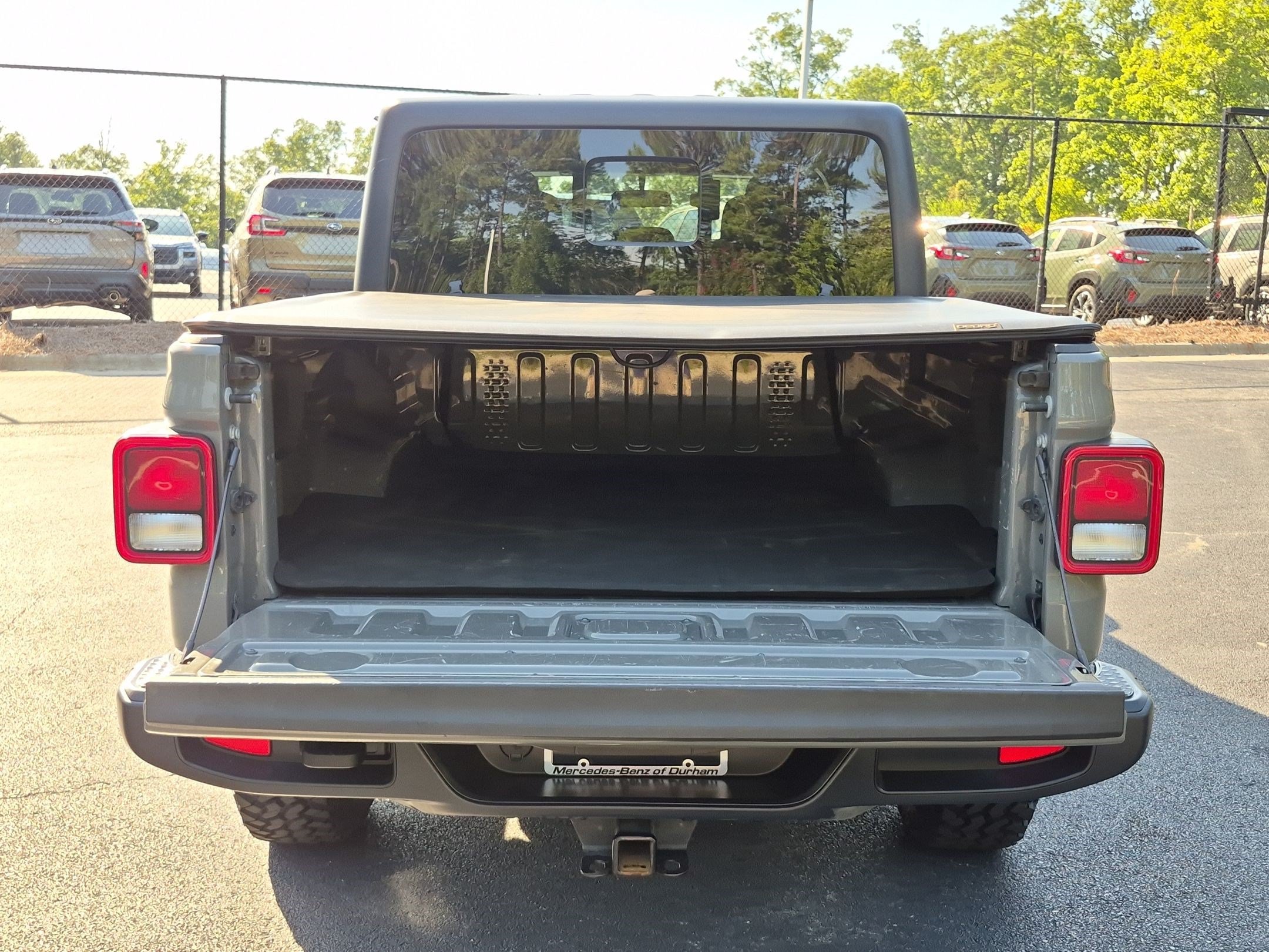 Used 2021 Jeep Gladiator Sport AWD/4WD image 30