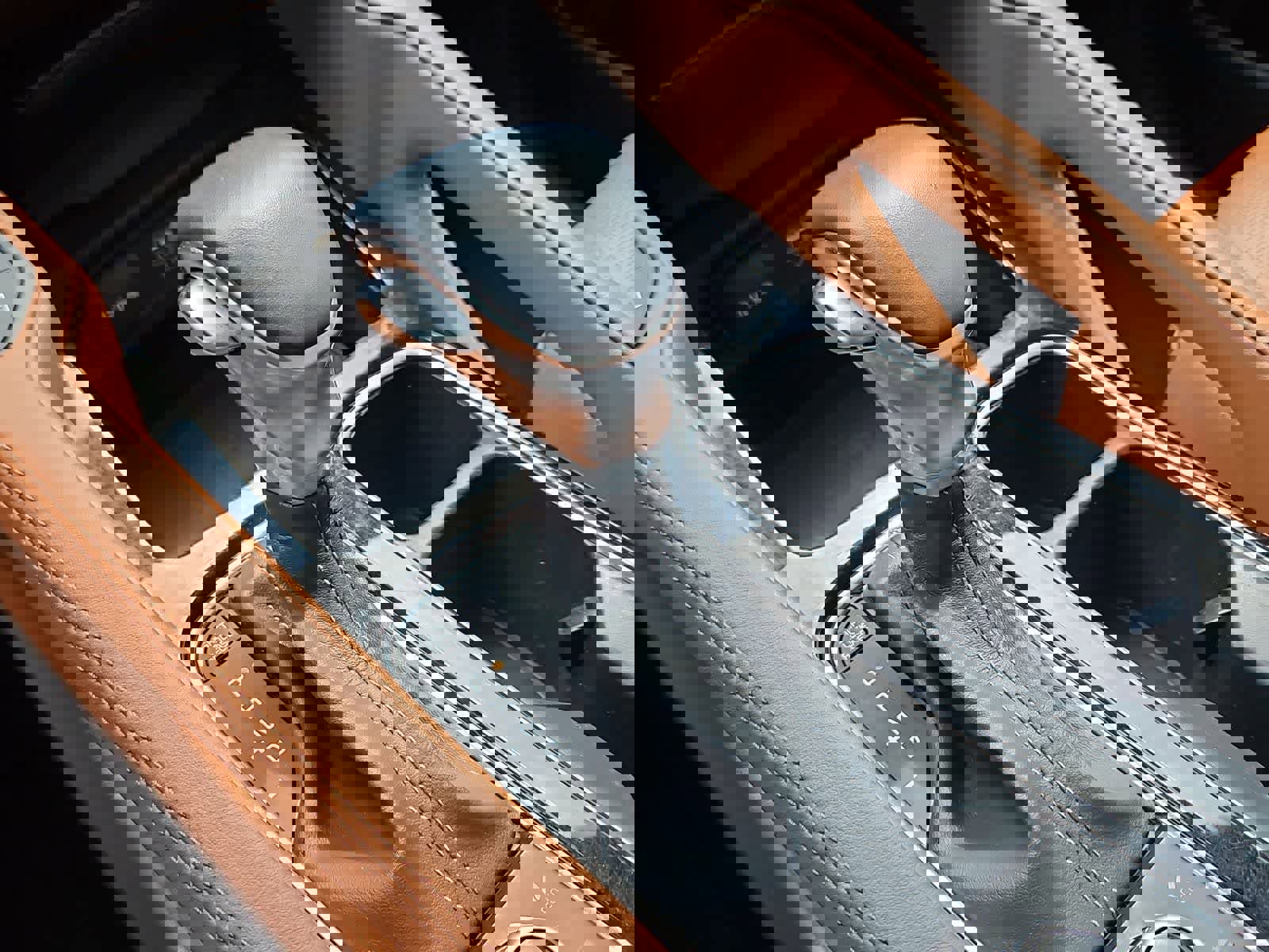 Used 2023 Kia Telluride SX Prestige X-Pro image 32