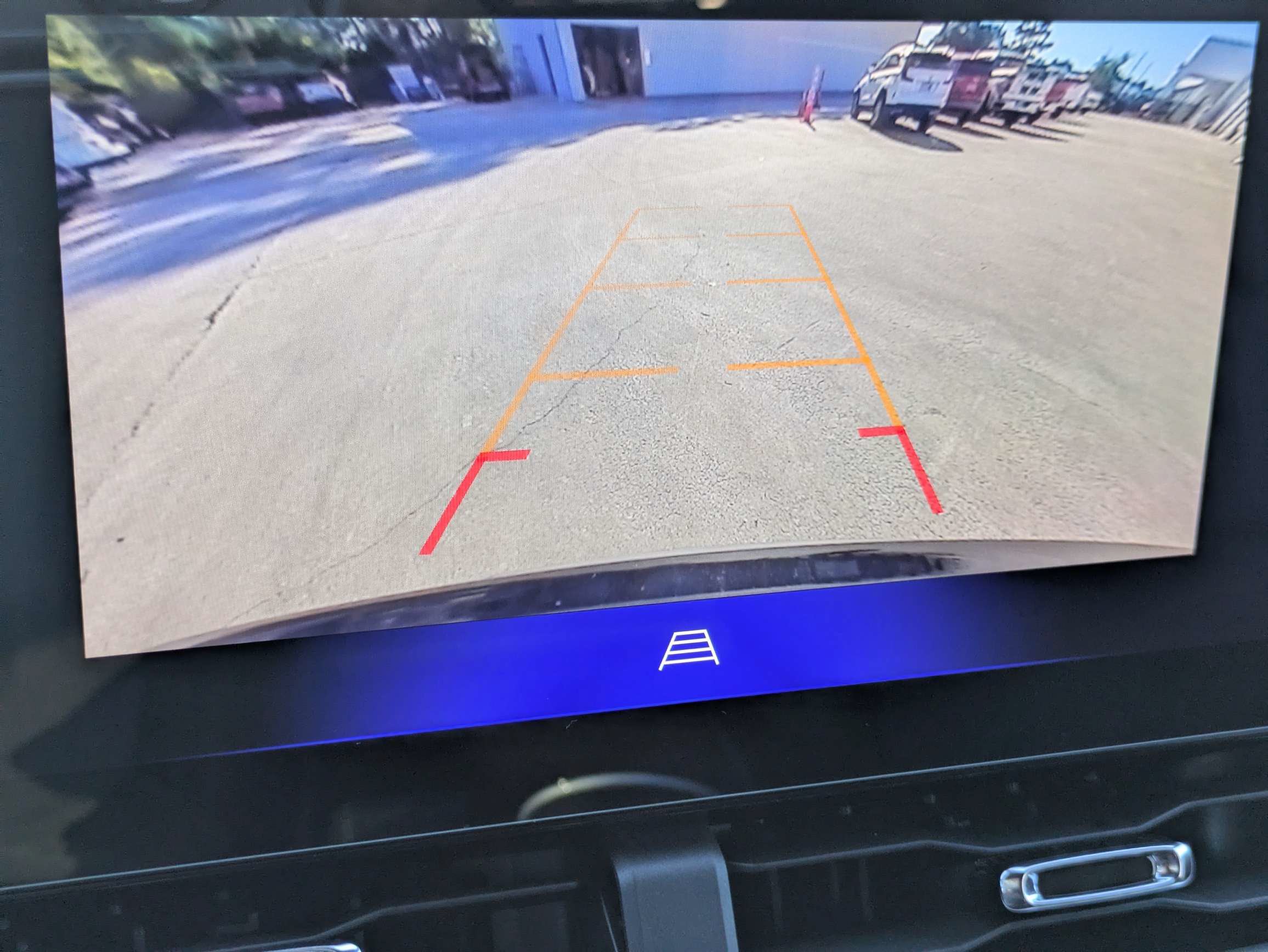 New 2027 Chevrolet Equinox LT w/ Convenience Package II FWD image 14
